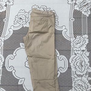 Khaki capris